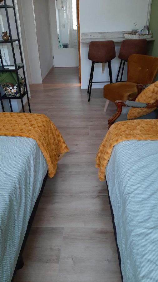 B&B Nummer 1 Sommelsdijk Eksteriør bilde