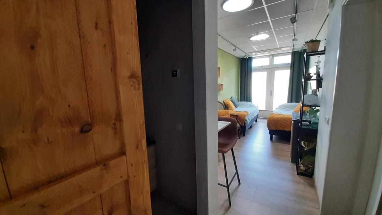 B&B Nummer 1 Sommelsdijk Eksteriør bilde