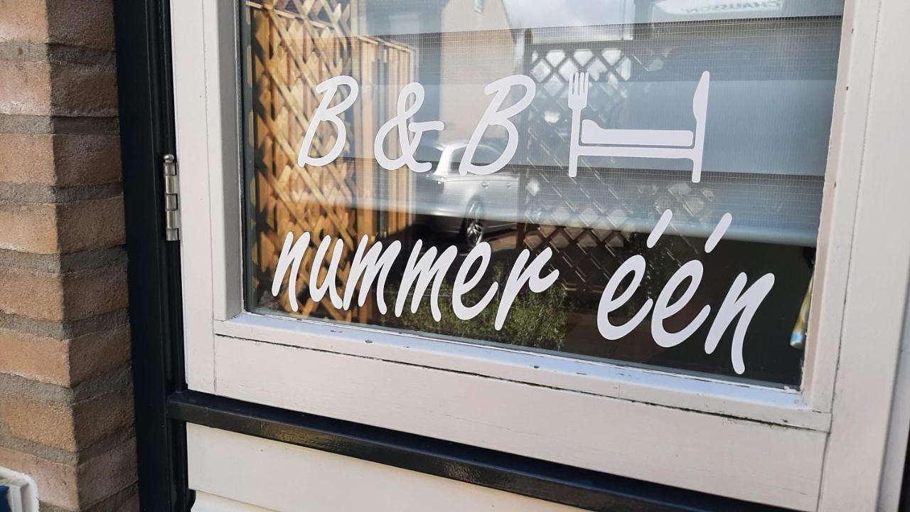 B&B Nummer 1 Sommelsdijk Eksteriør bilde